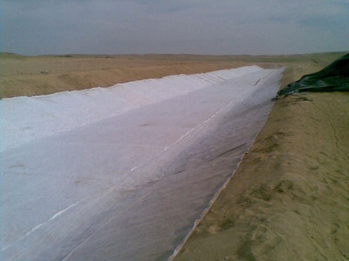 養魚池復合土工膜施工